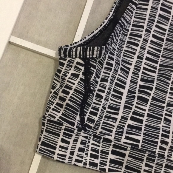 Victoria’s Secret Sports Bra VSX New S mesh black - Picture 8 of 9